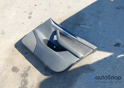 2023 Tesla Model Y Awd/Long Range Dual Motor All-Wheel Drive from USA, damaged, VIN 7SAYGAEE6PF637708